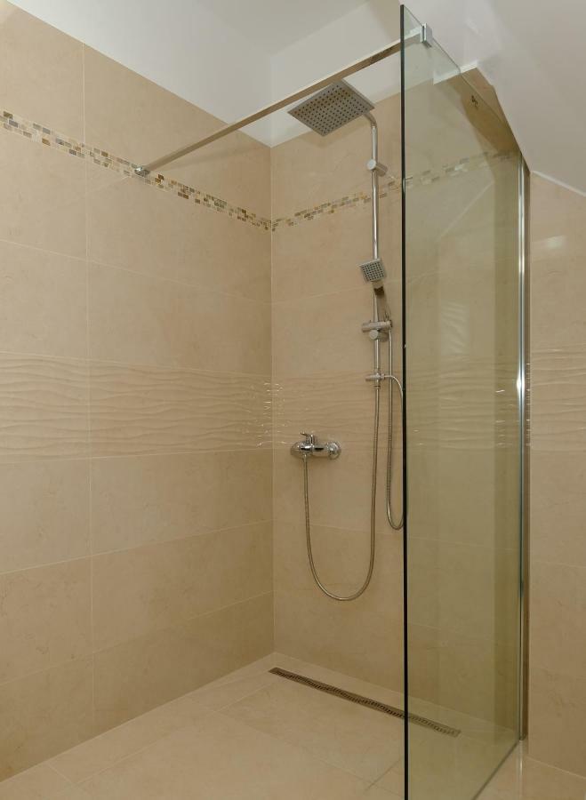 Maria Apartman Pécs Exterior foto
